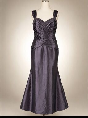 Jade by Jasmine NWOT Plum Beaded Ruched Formal Evening Gown Size 10